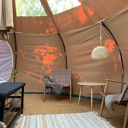 Romantic Luxus Glamping 3 Luxury tent Idestrup