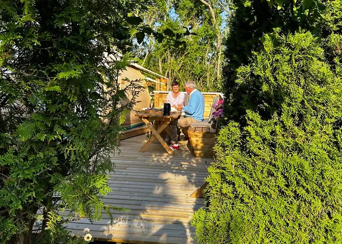 Romantic Luxus Glamping 3 Luxe tent